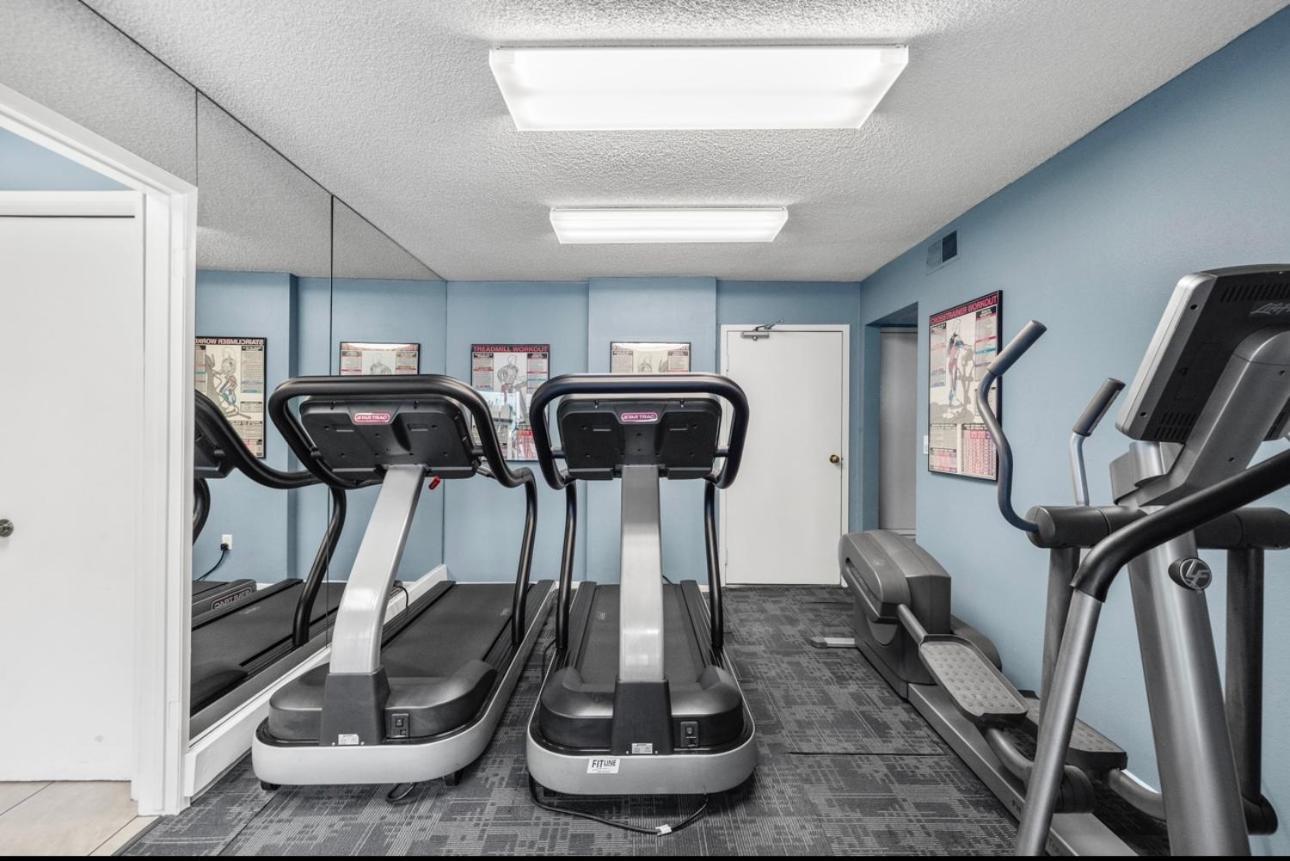 Elegant Hollywood Retreat - Spacious 2Br 2Ba Condo With Resort-Style Amenities Los Angeles Exteriér fotografie