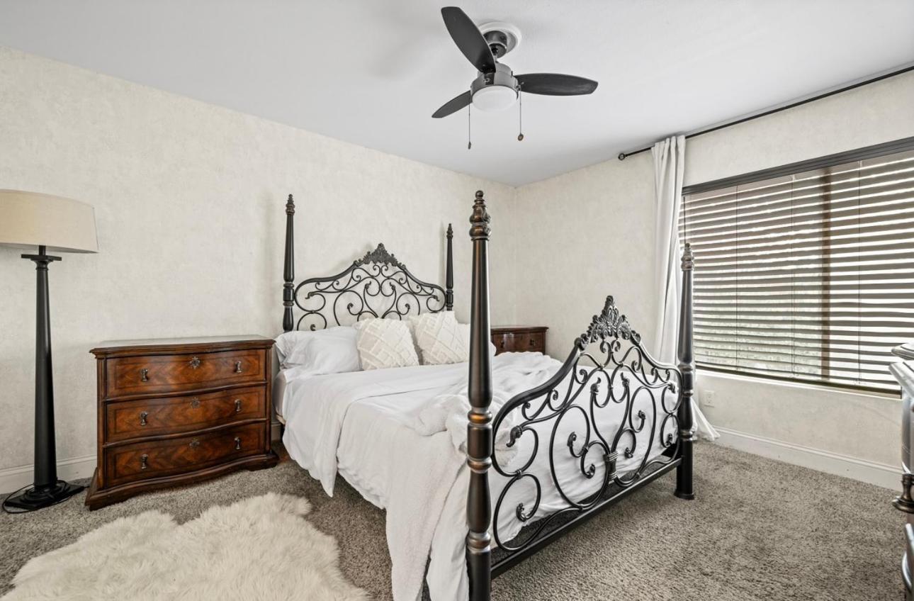 Elegant Hollywood Retreat - Spacious 2Br 2Ba Condo With Resort-Style Amenities Los Angeles Exteriér fotografie