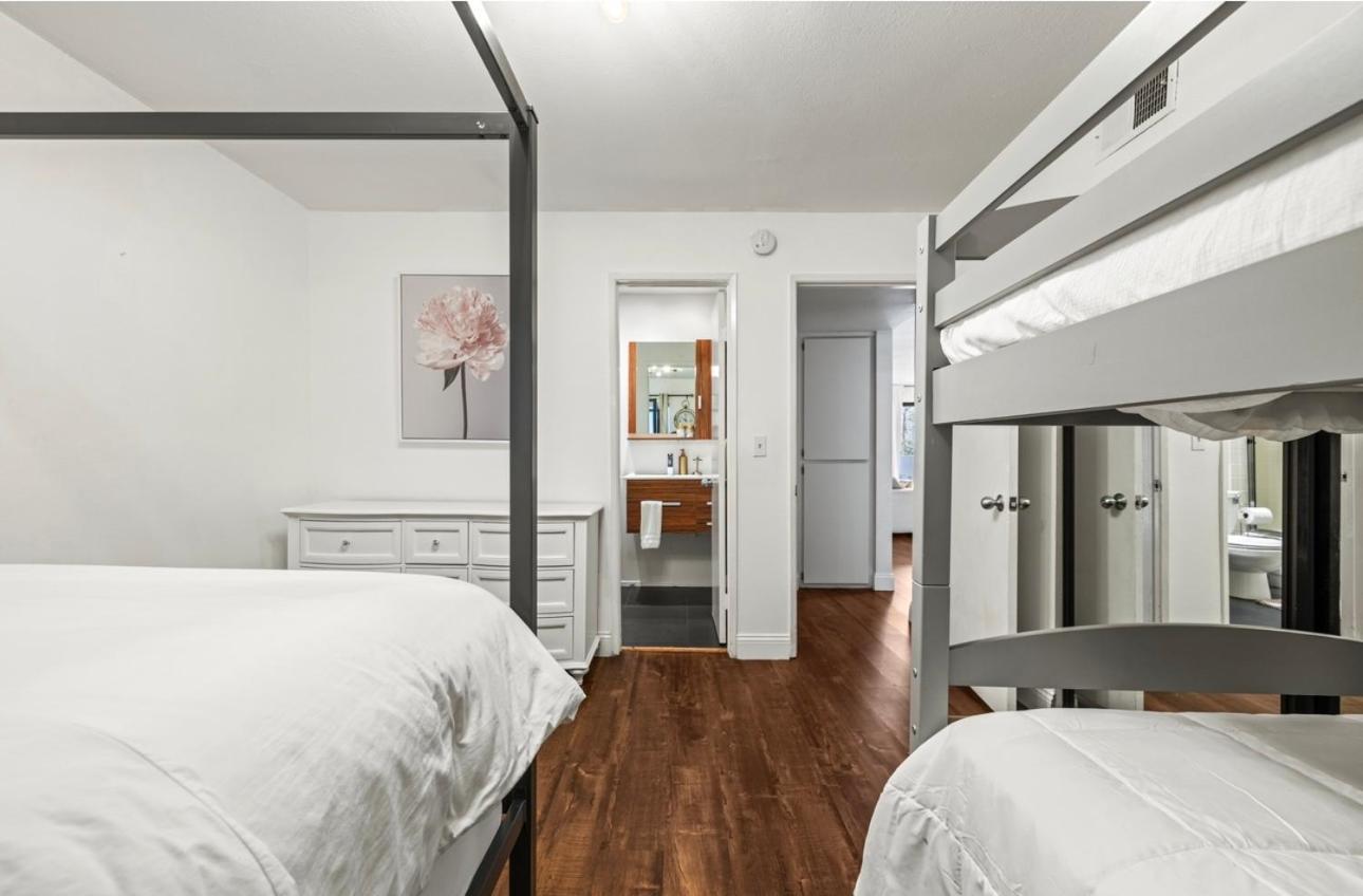 Elegant Hollywood Retreat - Spacious 2Br 2Ba Condo With Resort-Style Amenities Los Angeles Exteriér fotografie