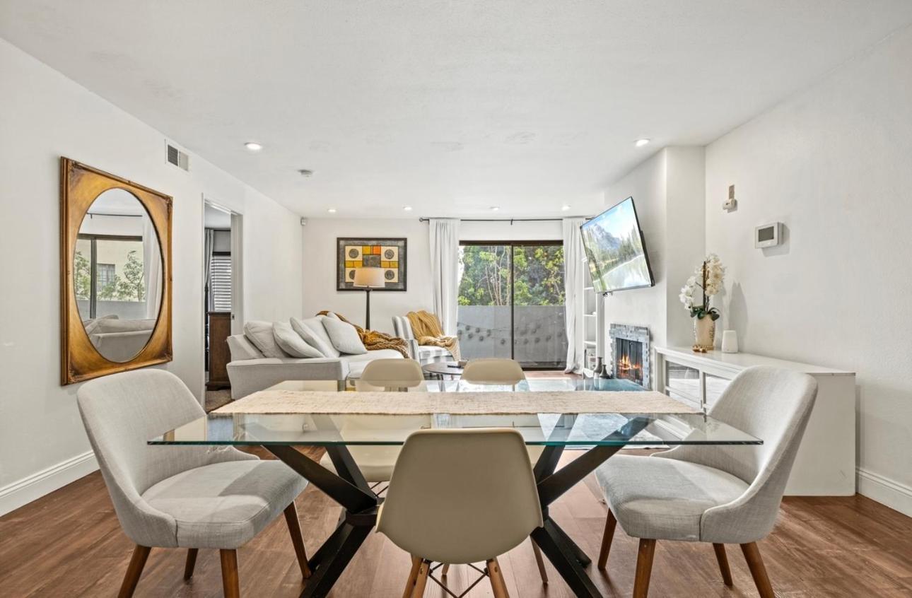 Elegant Hollywood Retreat - Spacious 2Br 2Ba Condo With Resort-Style Amenities Los Angeles Exteriér fotografie