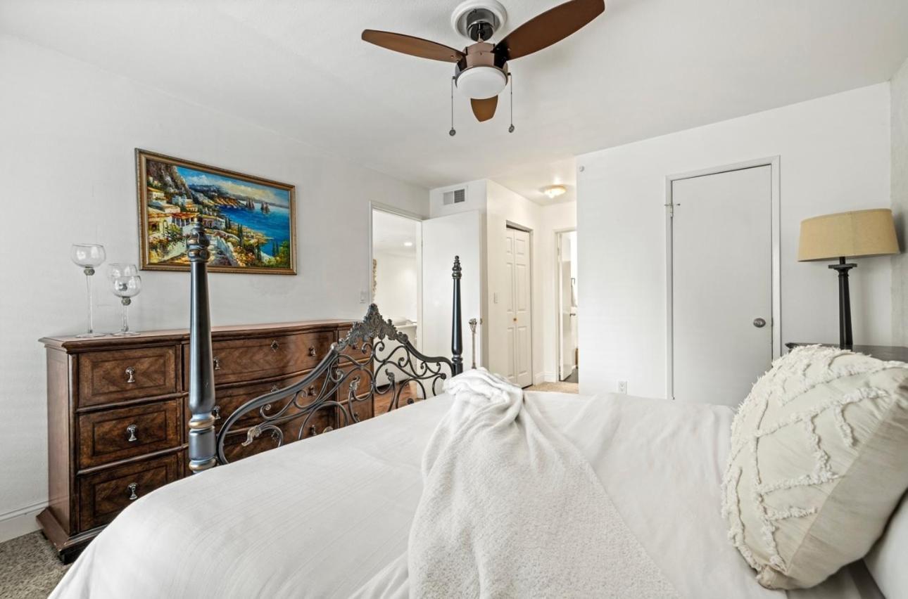 Elegant Hollywood Retreat - Spacious 2Br 2Ba Condo With Resort-Style Amenities Los Angeles Exteriér fotografie